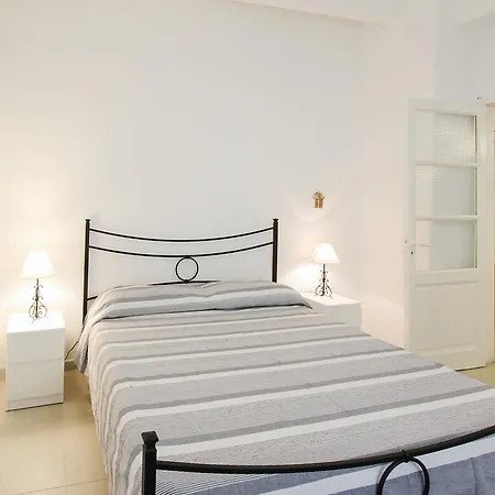 Sunny Experience アパート タオルミーナ